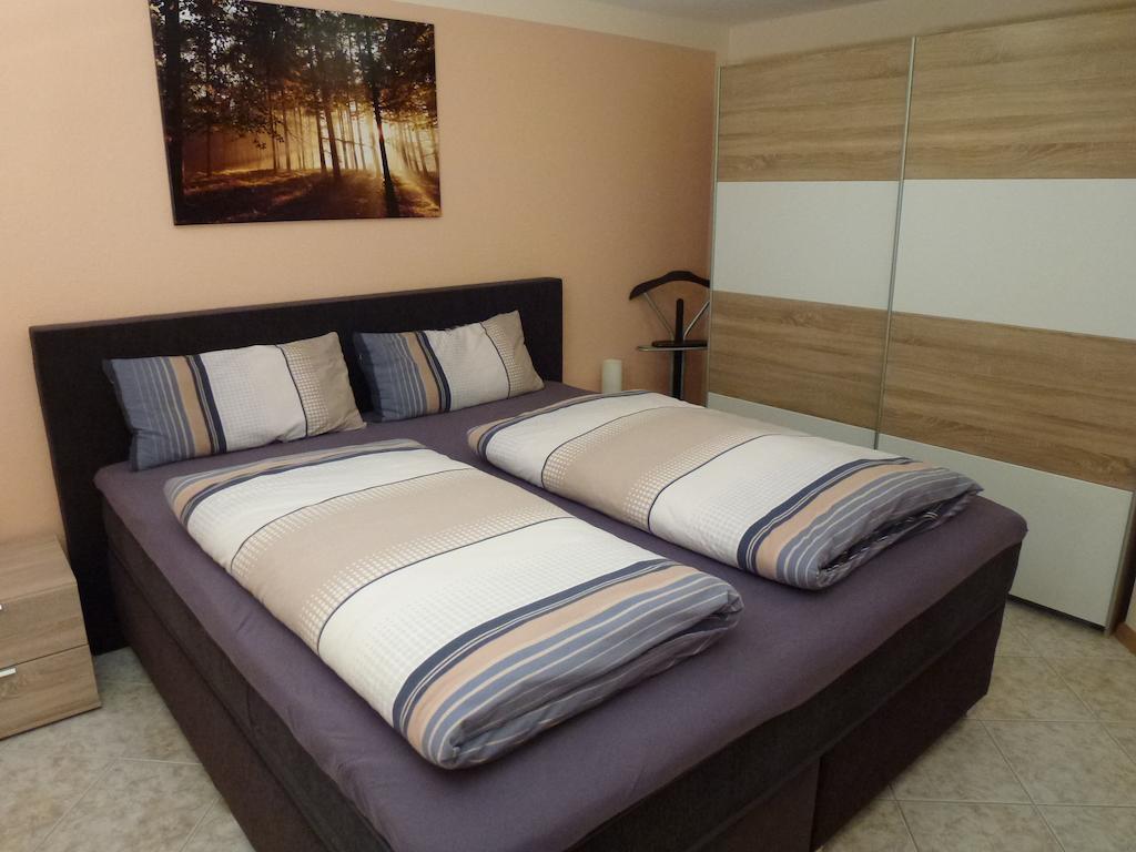 Ferienwohnung Schwarzwaldsteig Bad Peterstal-Griesbach Pokoj fotografie